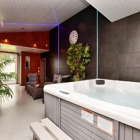 Modern Family With Wellness *