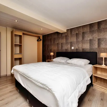 Modern Family With Wellness Сasa de vacaciones Samrée